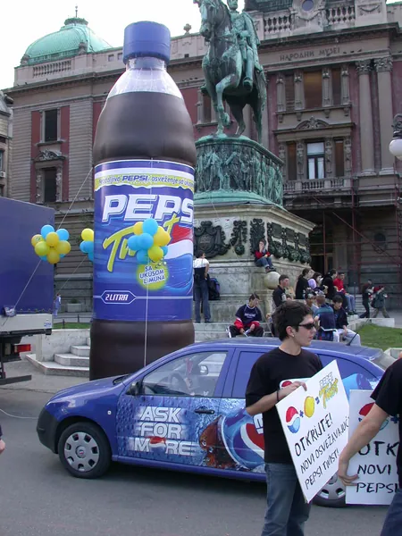 Inflatable bottle replica – promotion (Pepsi Twist)