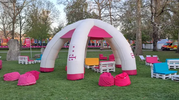PE-500 inflatable tent – event tent (Telekom)