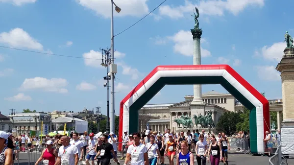 GA-500 felfújható kapu - nemzeti színekben